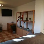 Lägenhet Snoopy House Zuzemberk